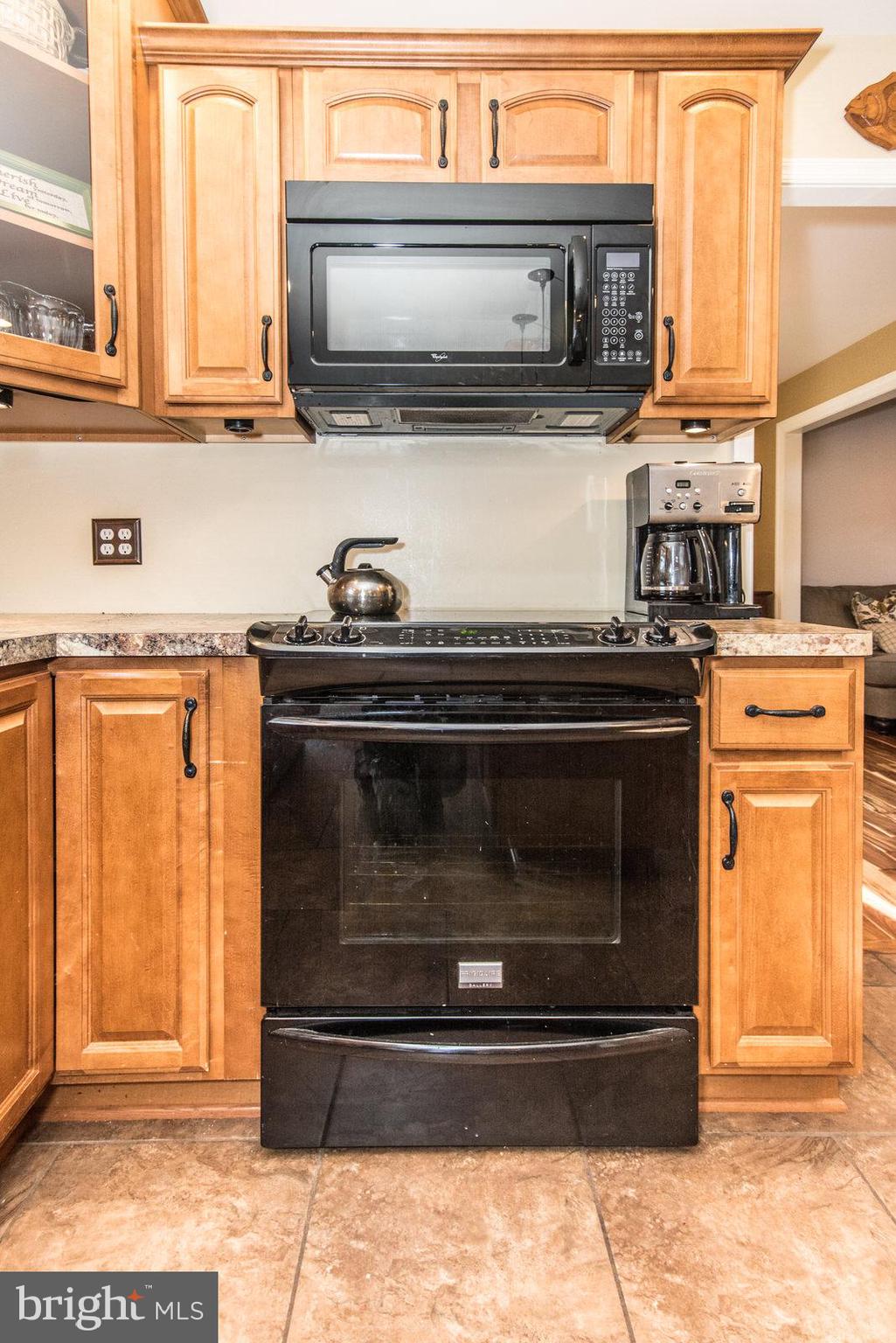 1505 Hendricks Road Pennsburg, PA 18073 - Photo 22 of 90 Eat-in-kitchen