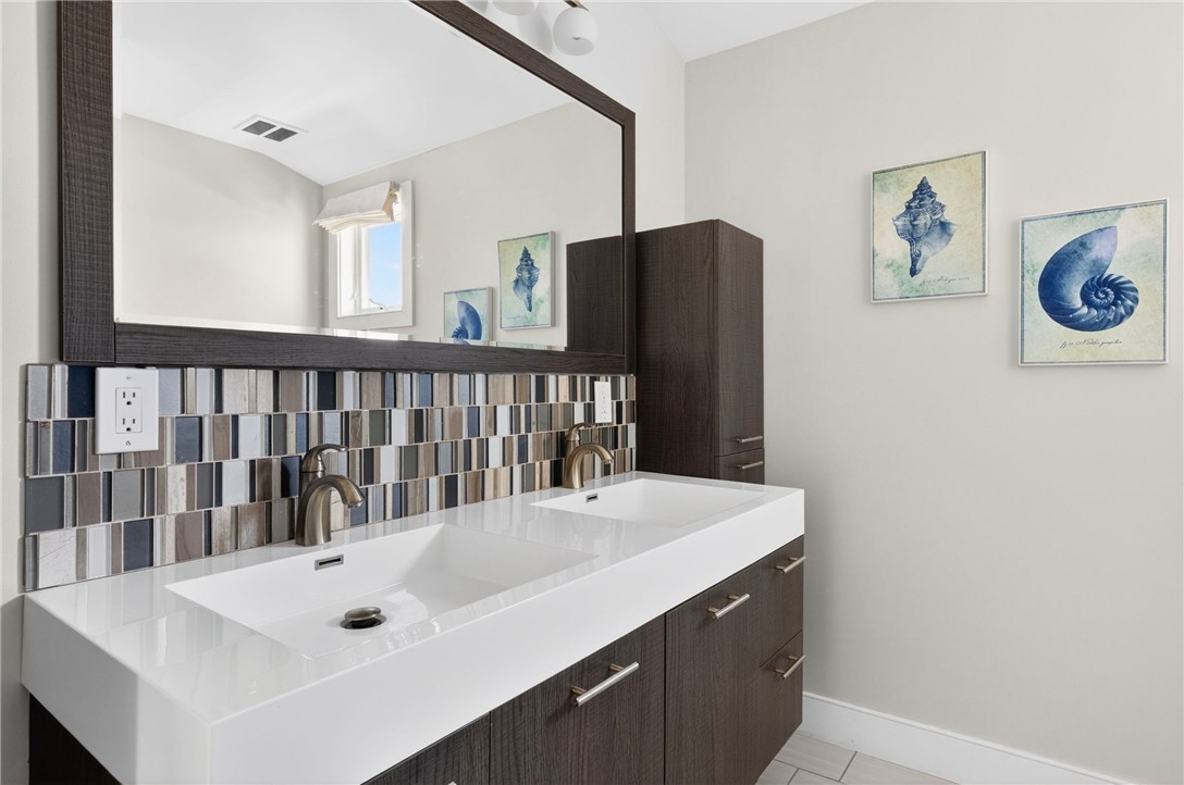 399 Atlantic Avenue Westerly, RI 02891 - Photo 35 of 45