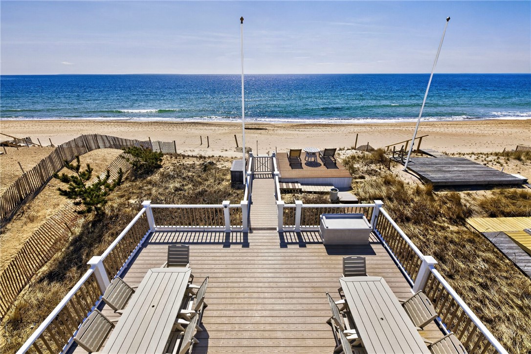 399 Atlantic Avenue Westerly, RI 02891 - Photo 4 of 45