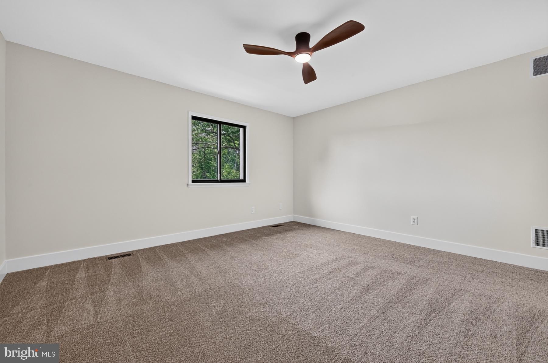 282 Riverside Drive Pasadena, MD 21122 - Photo 46 of 67 Gallery Image 46