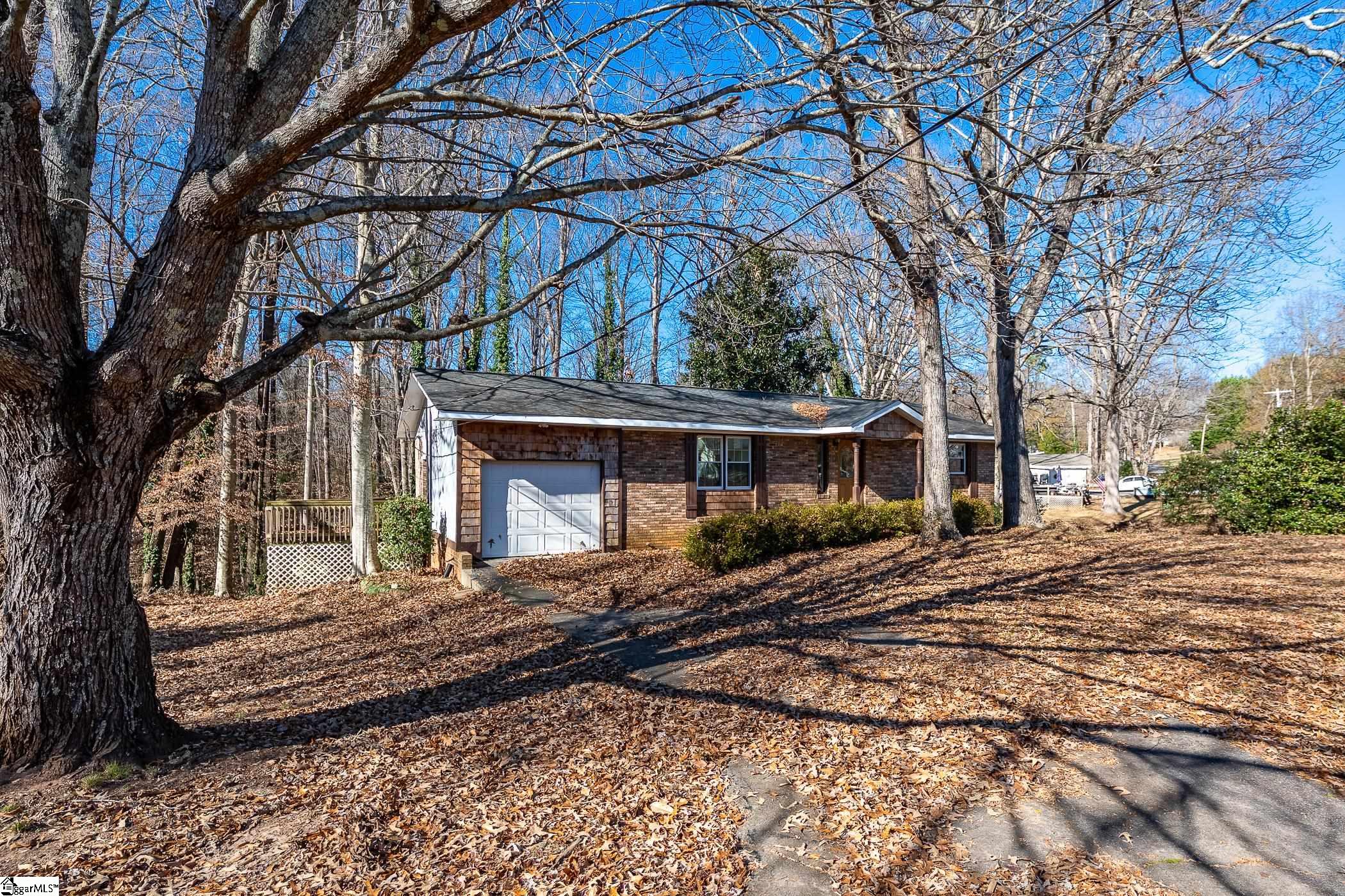 101 Nottingham Lane Easley, SC 29640 - Photo 38 of 42