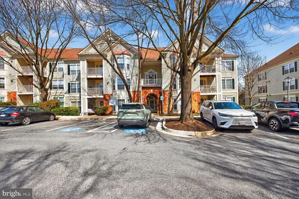 $2,150 | 18809 Sparkling Water Drive, Unit T3, Germantown, MD 20874