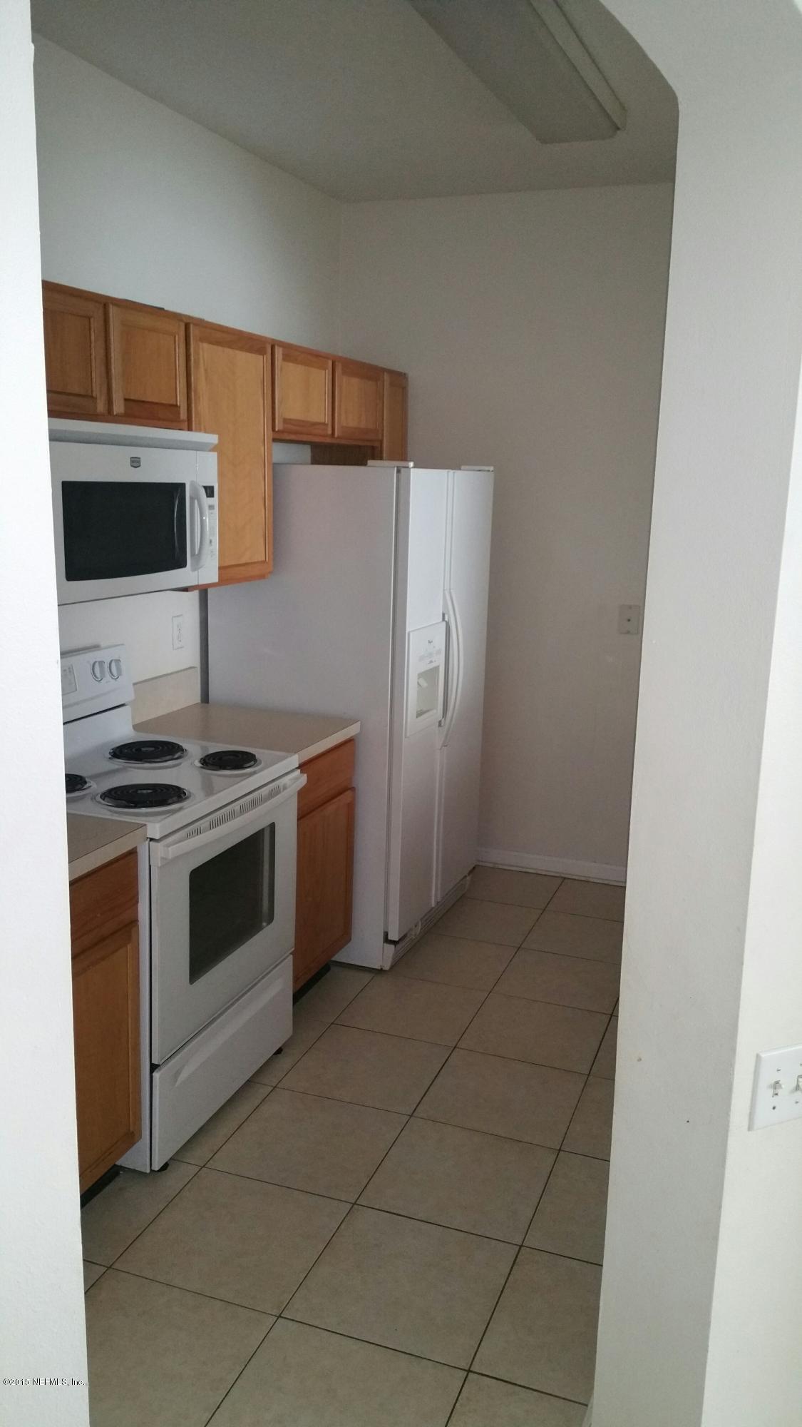 10550 Baymeadows Road, Unit 214 Jacksonville, FL 32256 - Photo 7 of 9 20150220_104809_resized.jpg