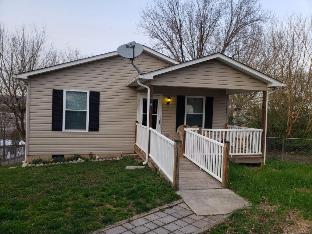 2510 Overlook Road Kingsport, TN 37664 - Photo 2 of 17 Photo 2