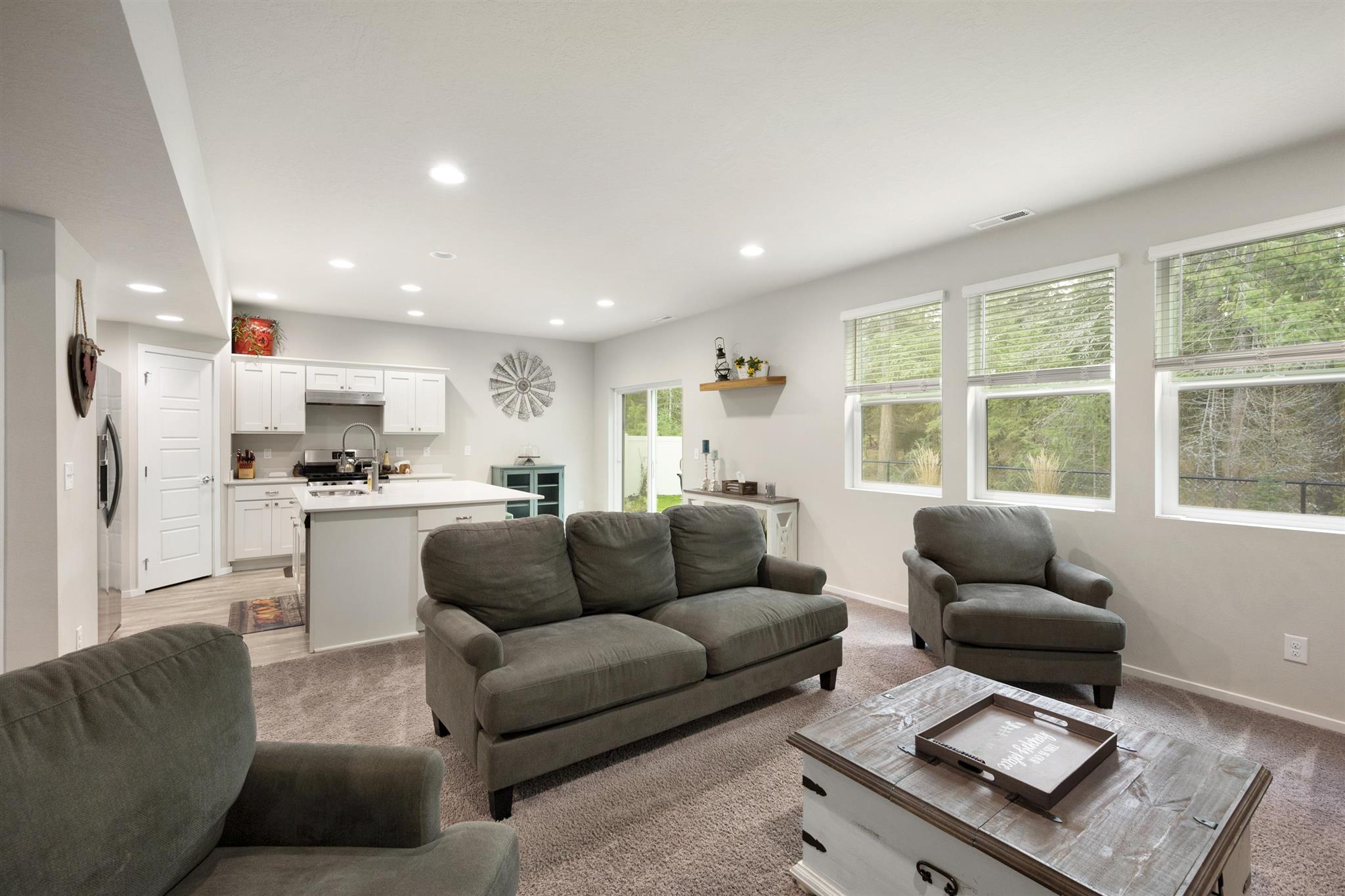 1118 East Silver Pine Road Colbert, WA 99005 - Photo 7 of 31 Gallery Image 7