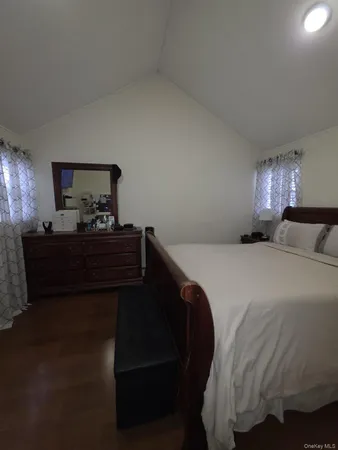 $665,000 | 890 Clay Street, Baldwin, NY 11510