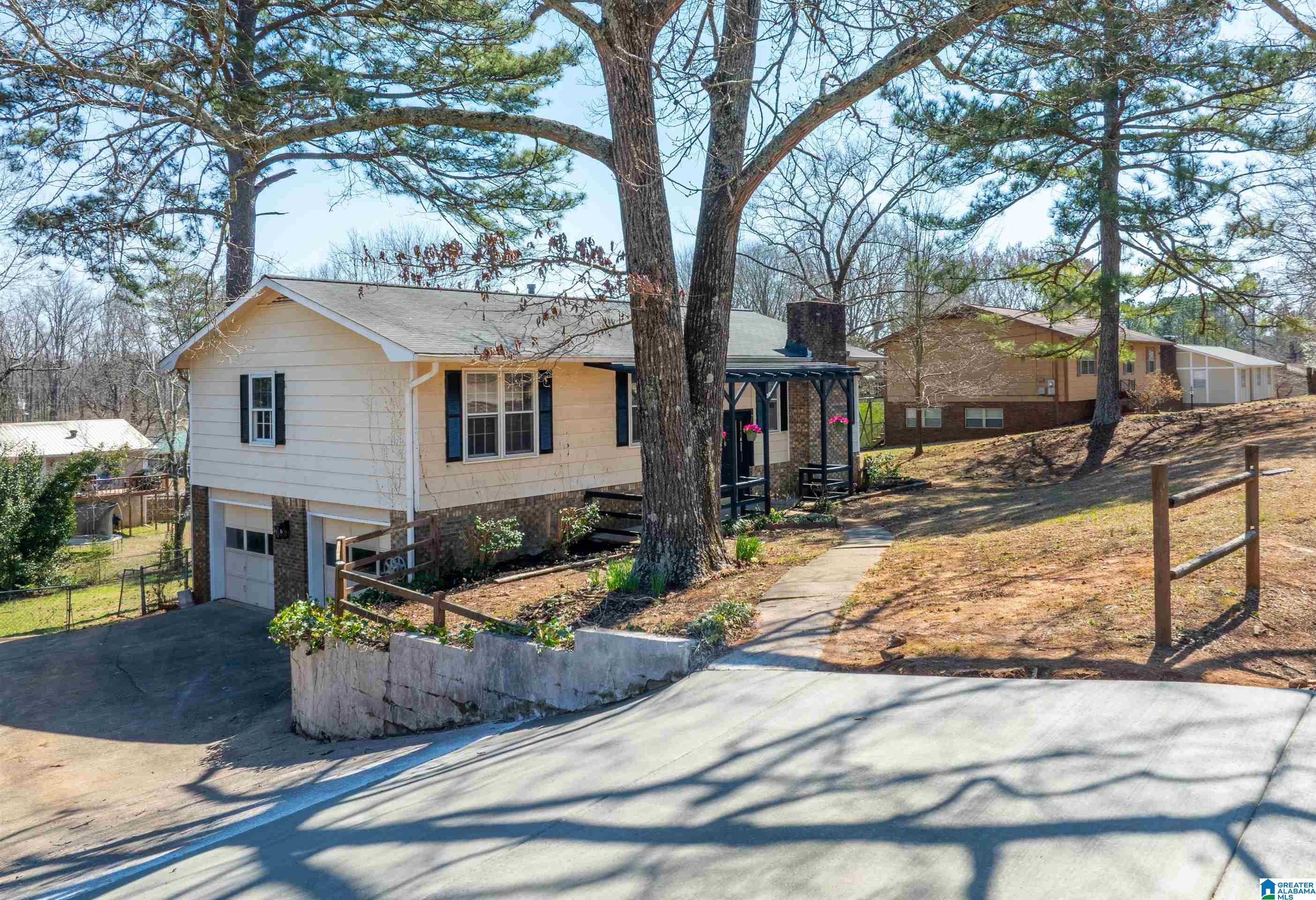 1025 Old Mill Road Anniston, AL 36207 - Photo 2 of 48