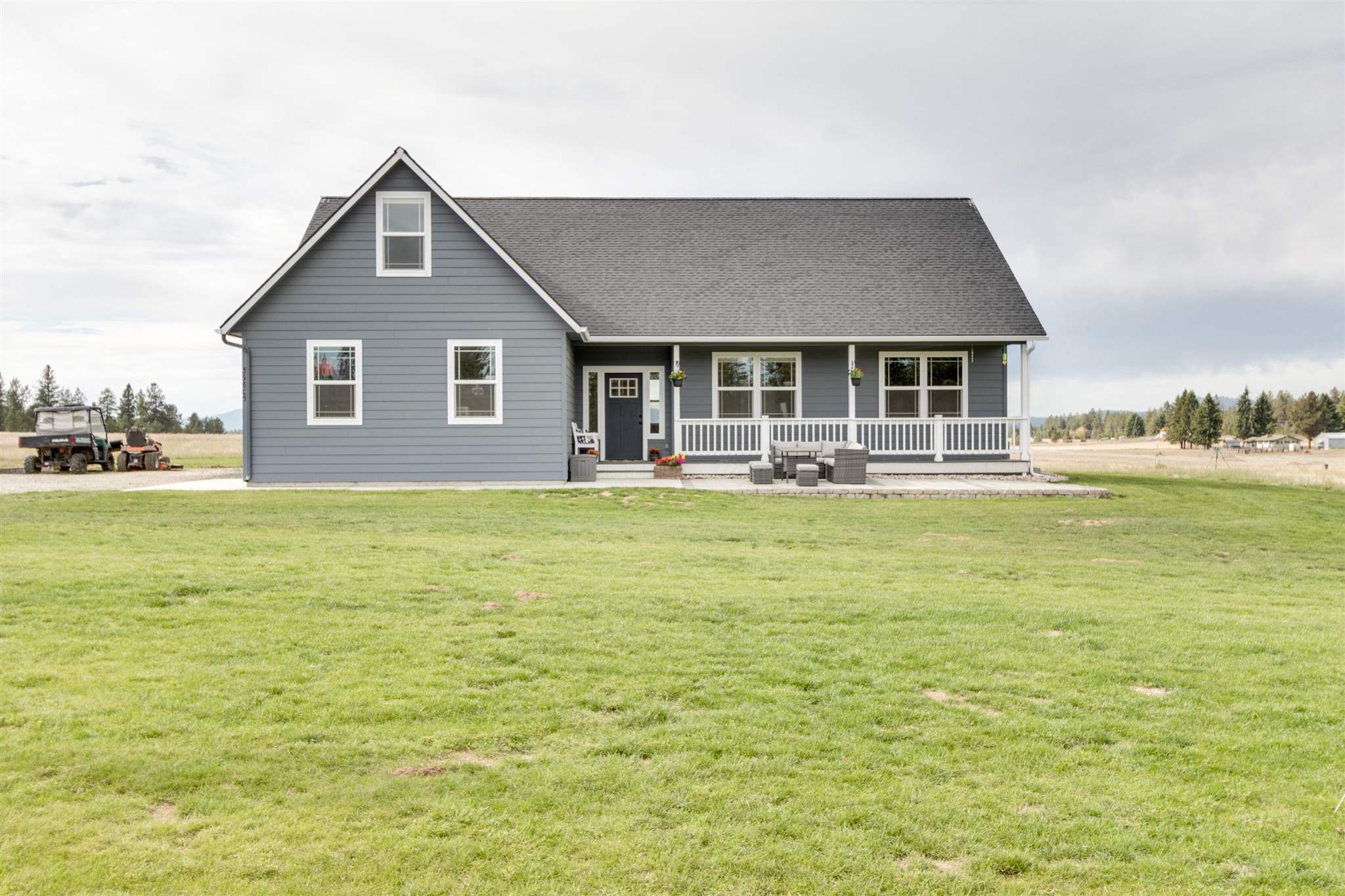 39605 North Hatch Road Deer Park, WA 99006 - Photo 1 of 40 Gallery Image 1