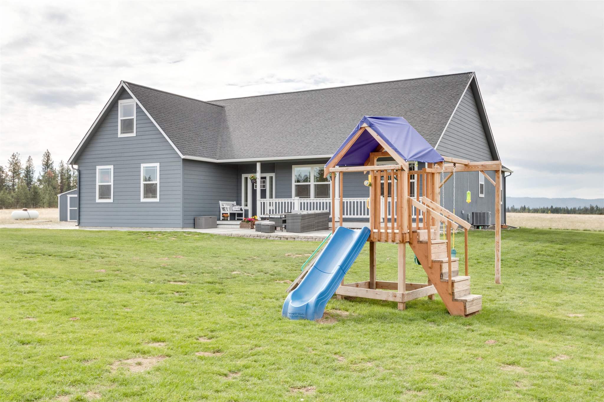 39605 North Hatch Road Deer Park, WA 99006 - Photo 3 of 40 Gallery Image 3