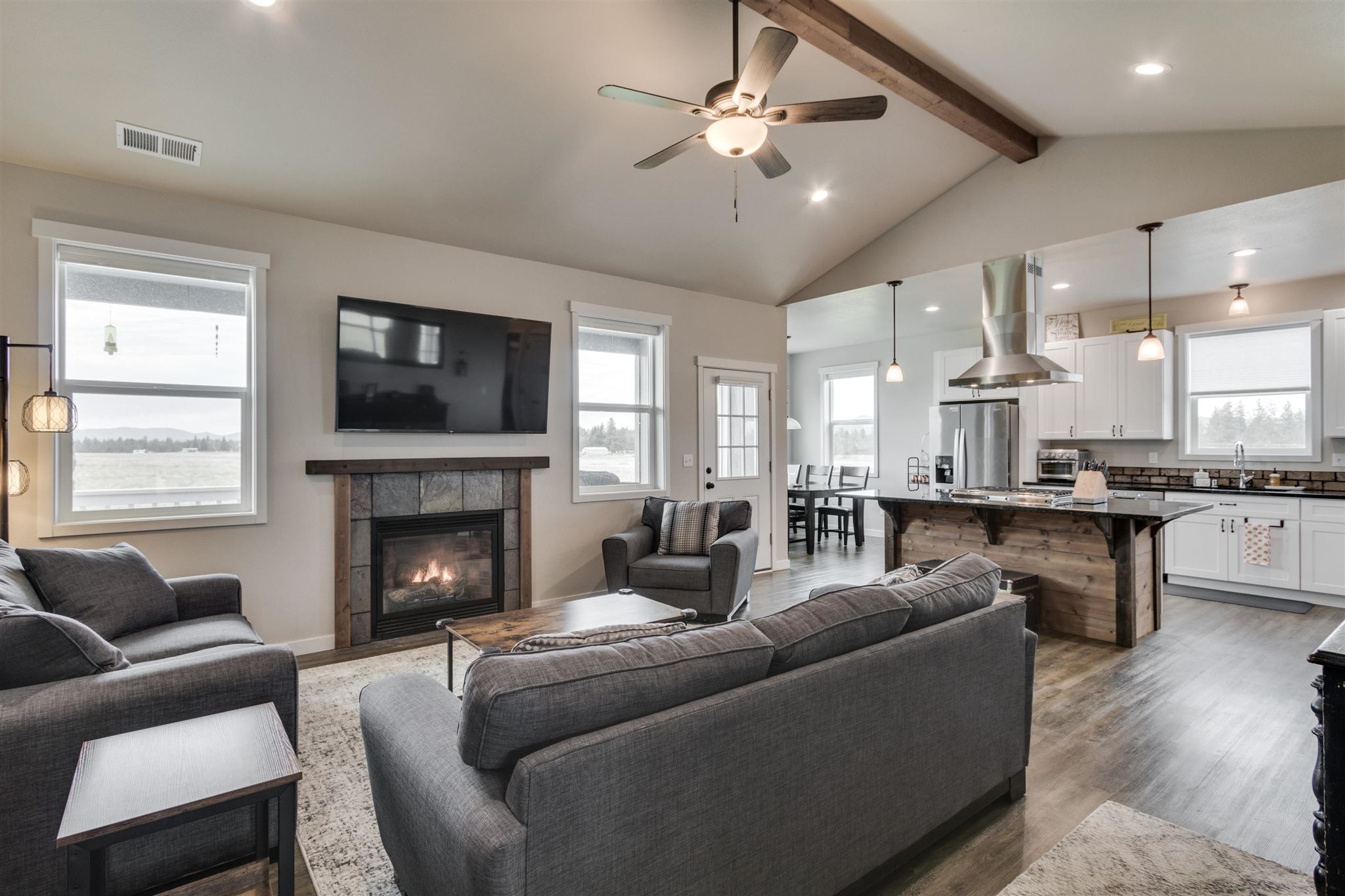 39605 North Hatch Road Deer Park, WA 99006 - Photo 9 of 40 Gallery Image 9