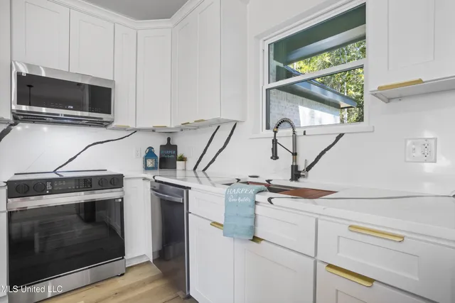 $298,000 | 1770 Granhurst Street, Gautier, MS 39553