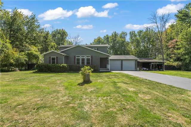 $261,500 | 15670 Holley Road, Murray, NY 14470