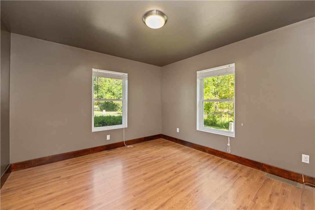 15670 Holley Road Murray, NY 14470 - Photo 14 of 37