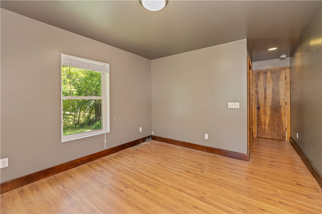 15670 Holley Road Murray, NY 14470 - Photo 15 of 37