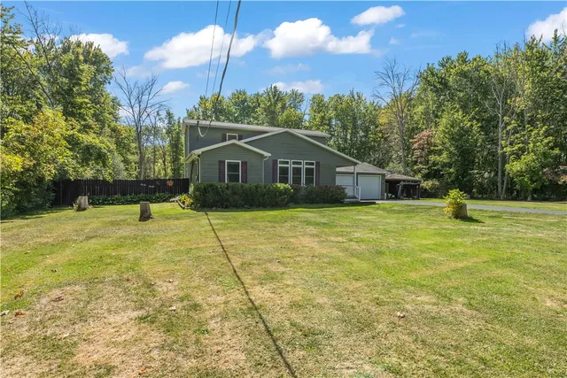 $261,500 | 15670 Holley Road, Murray, NY 14470