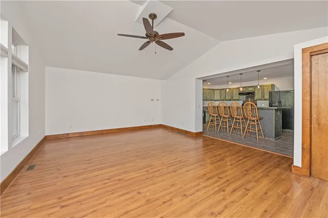 $261,500 | 15670 Holley Road, Murray, NY 14470