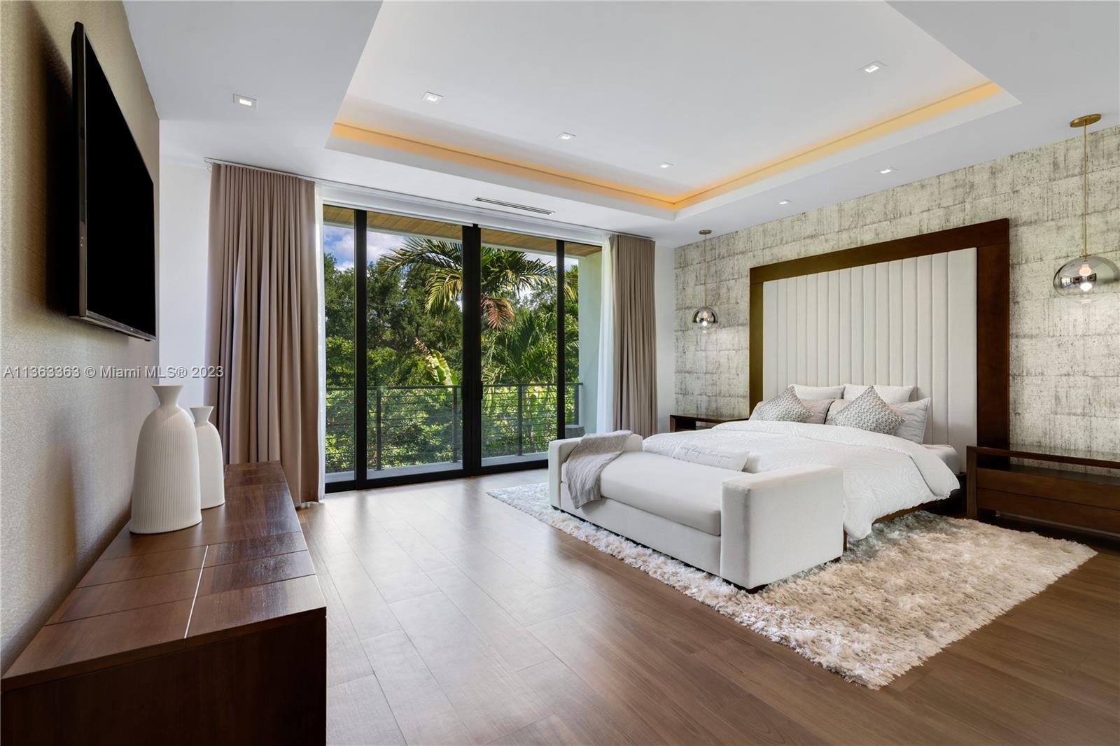 4171 Battersea Road Miami, FL 33133 - Photo 21 of 33 Gallery Image 21