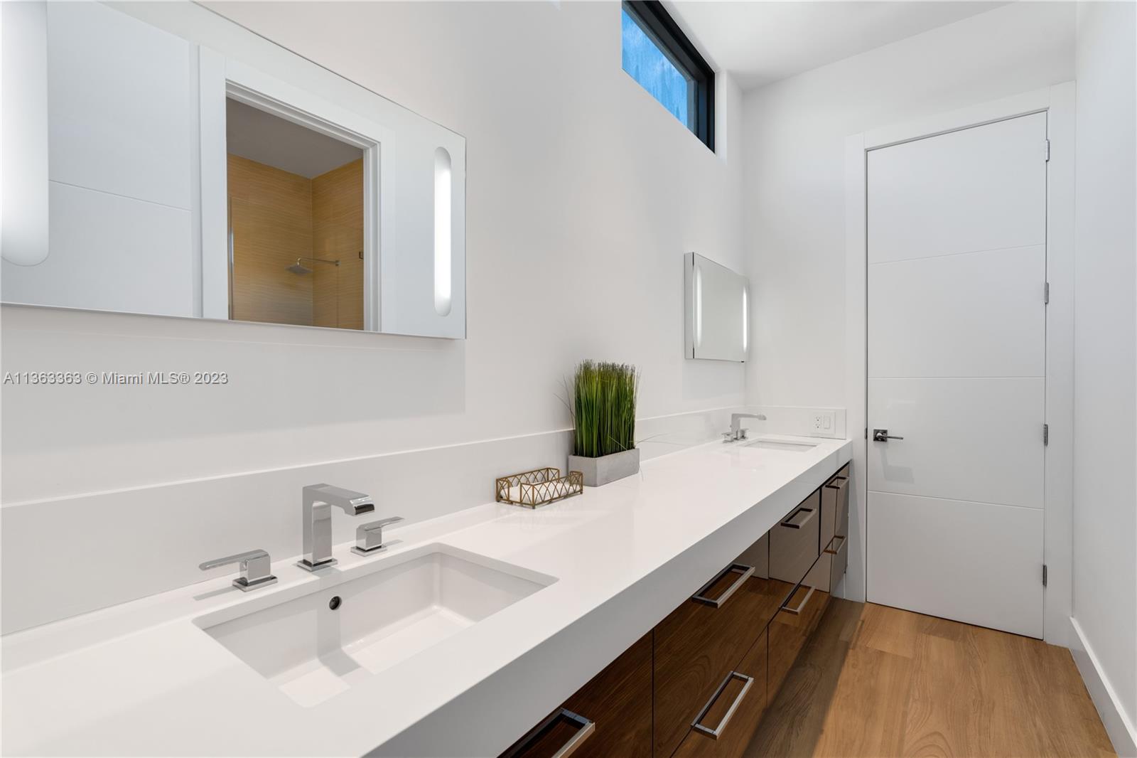 4171 Battersea Road Miami, FL 33133 - Photo 27 of 33 Gallery Image 27