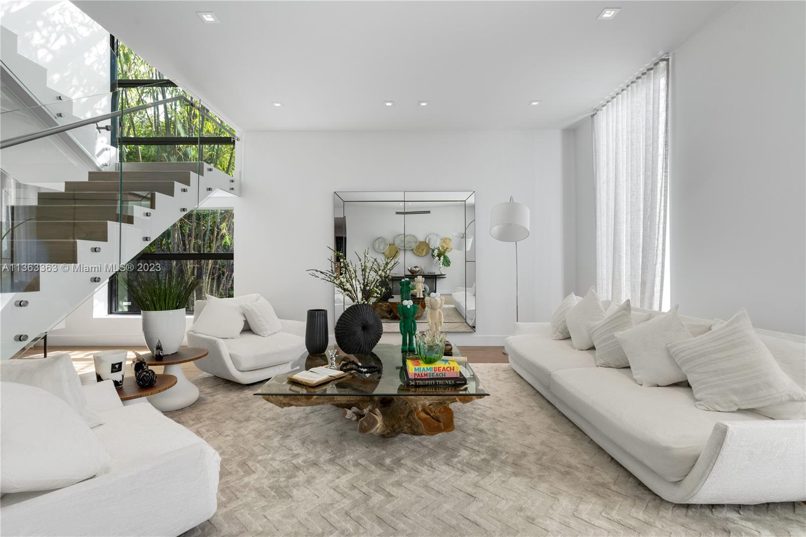4171 Battersea Road Miami, FL 33133 - Photo 5 of 33 Gallery Image 5
