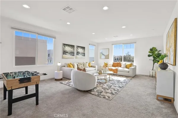 $1,580,000 | 268 Novel, Irvine, CA 92618