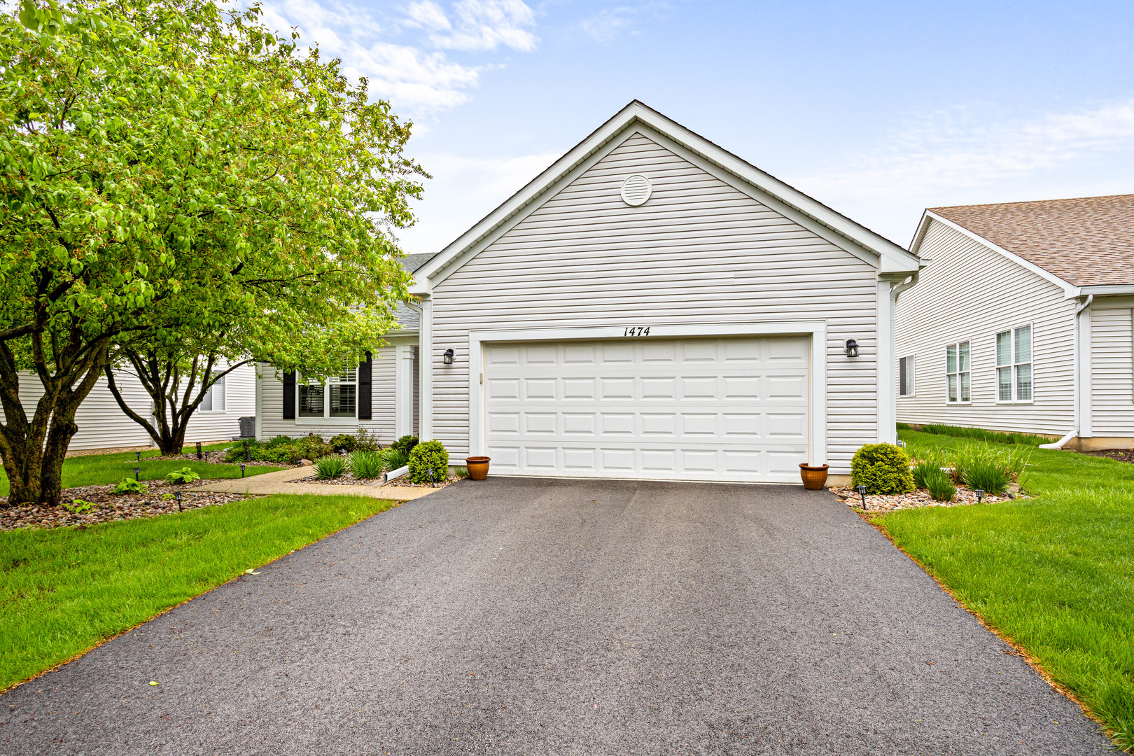 1474 Flint Lane Romeoville, IL 60446 - Photo 1 of 27 Gallery Image 1