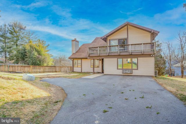 $715,000 | 7831 Mulberry Bottom Lane, Springfield, VA 22153