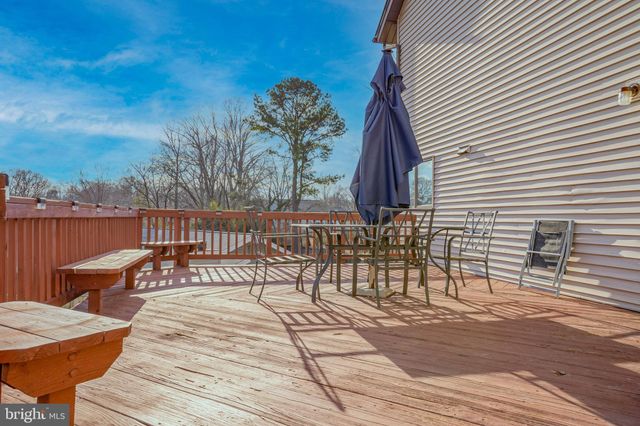 $715,000 | 7831 Mulberry Bottom Lane, Springfield, VA 22153