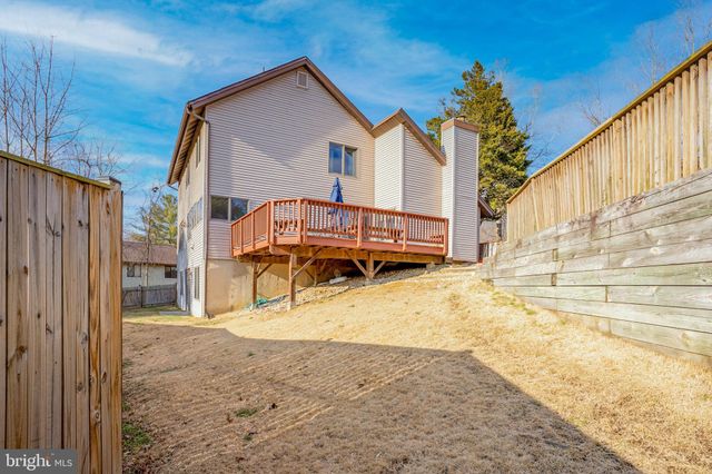 $715,000 | 7831 Mulberry Bottom Lane, Springfield, VA 22153