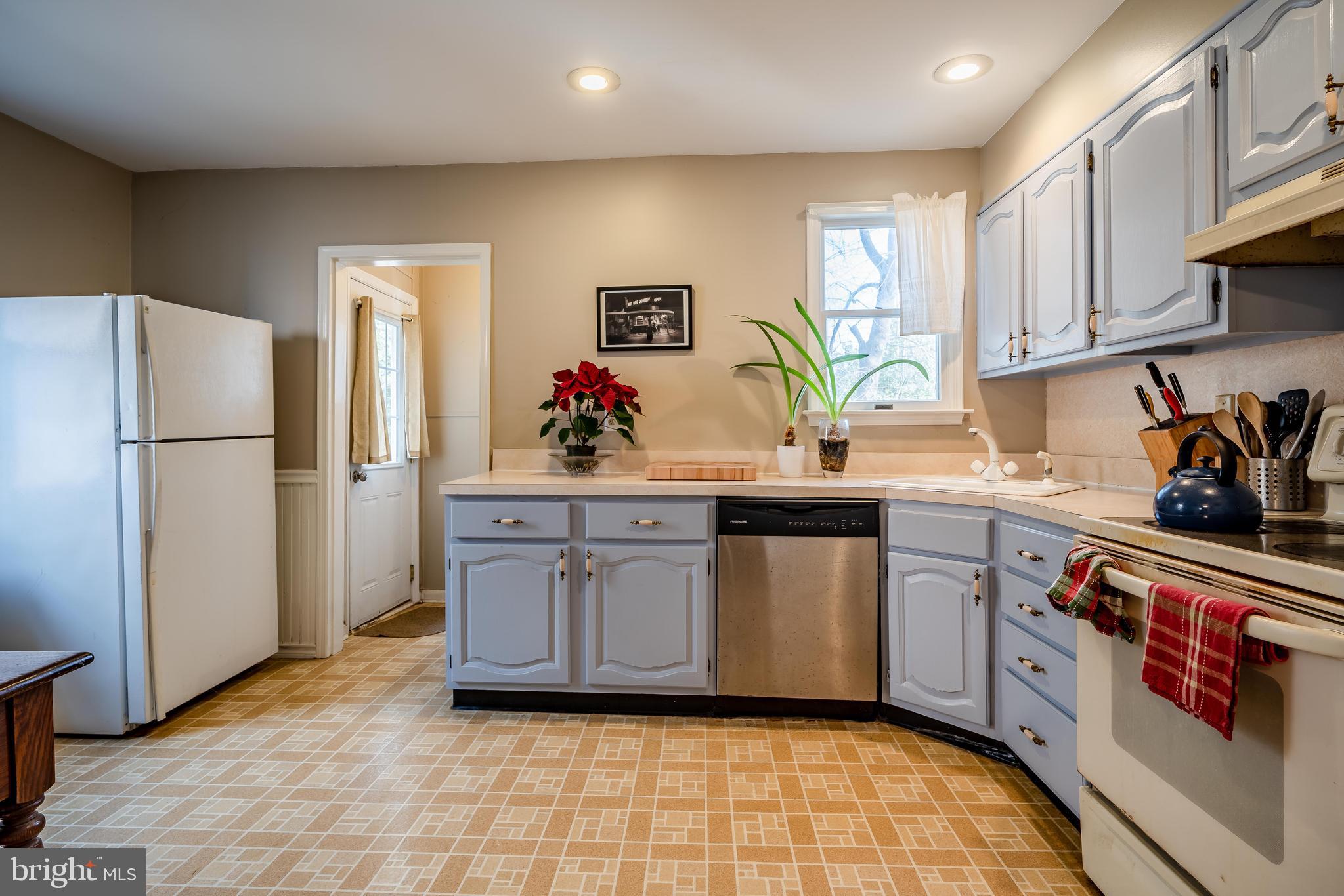 2721 Morris Road Ardmore, PA 19003 - Photo 10 of 22 Gallery Image 10