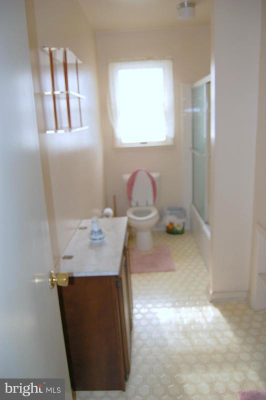 5858 Broad Run Road Jefferson, MD 21755 - Photo 16 of 25 Bath