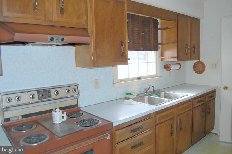 5858 Broad Run Road Jefferson, MD 21755 - Photo 18 of 25 Kitchen