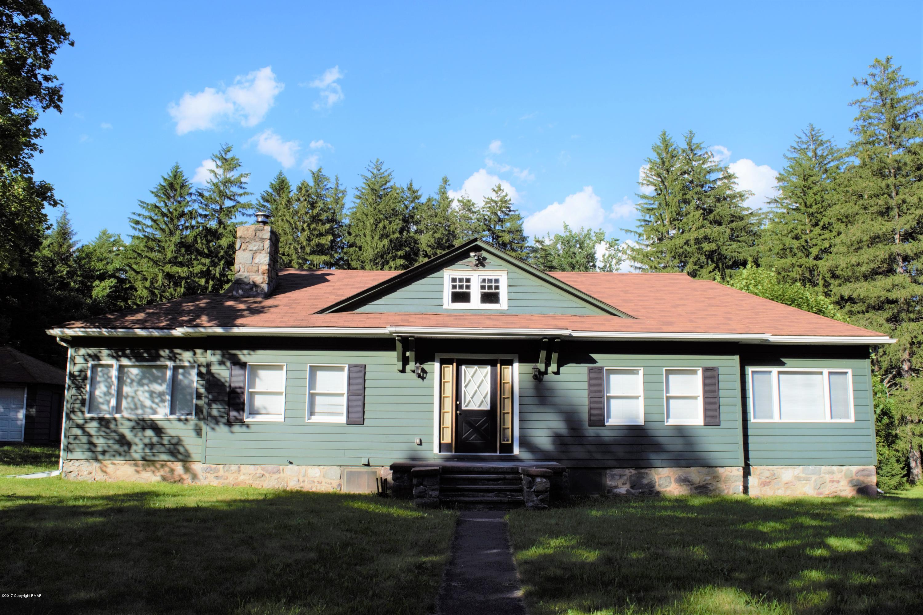 158 Carlton Road Mount Pocono, PA 18344 - Photo 1 of 18 DSC_0611