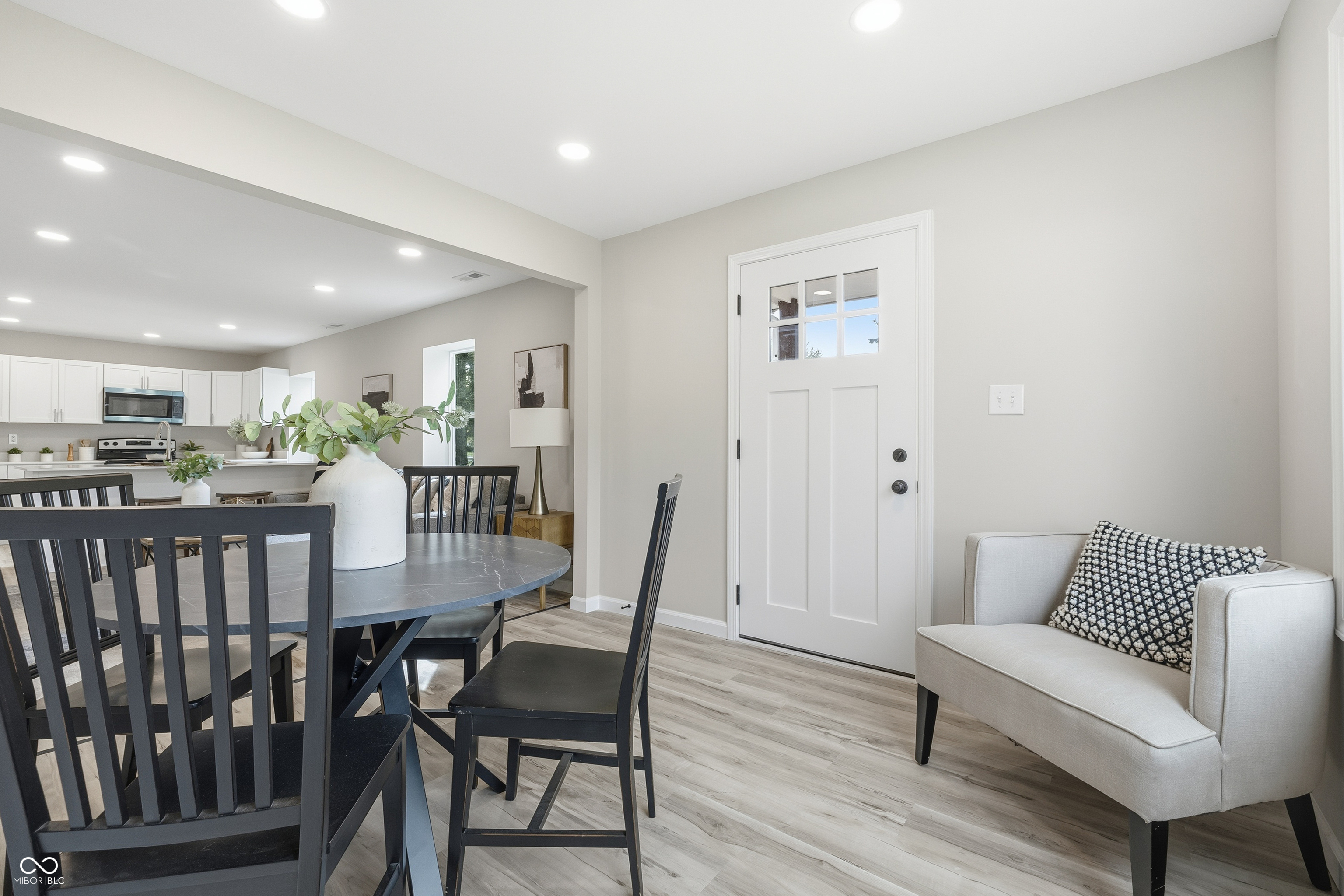 415 Belmar Avenue Indianapolis, IN 46219 - Photo 6 of 21