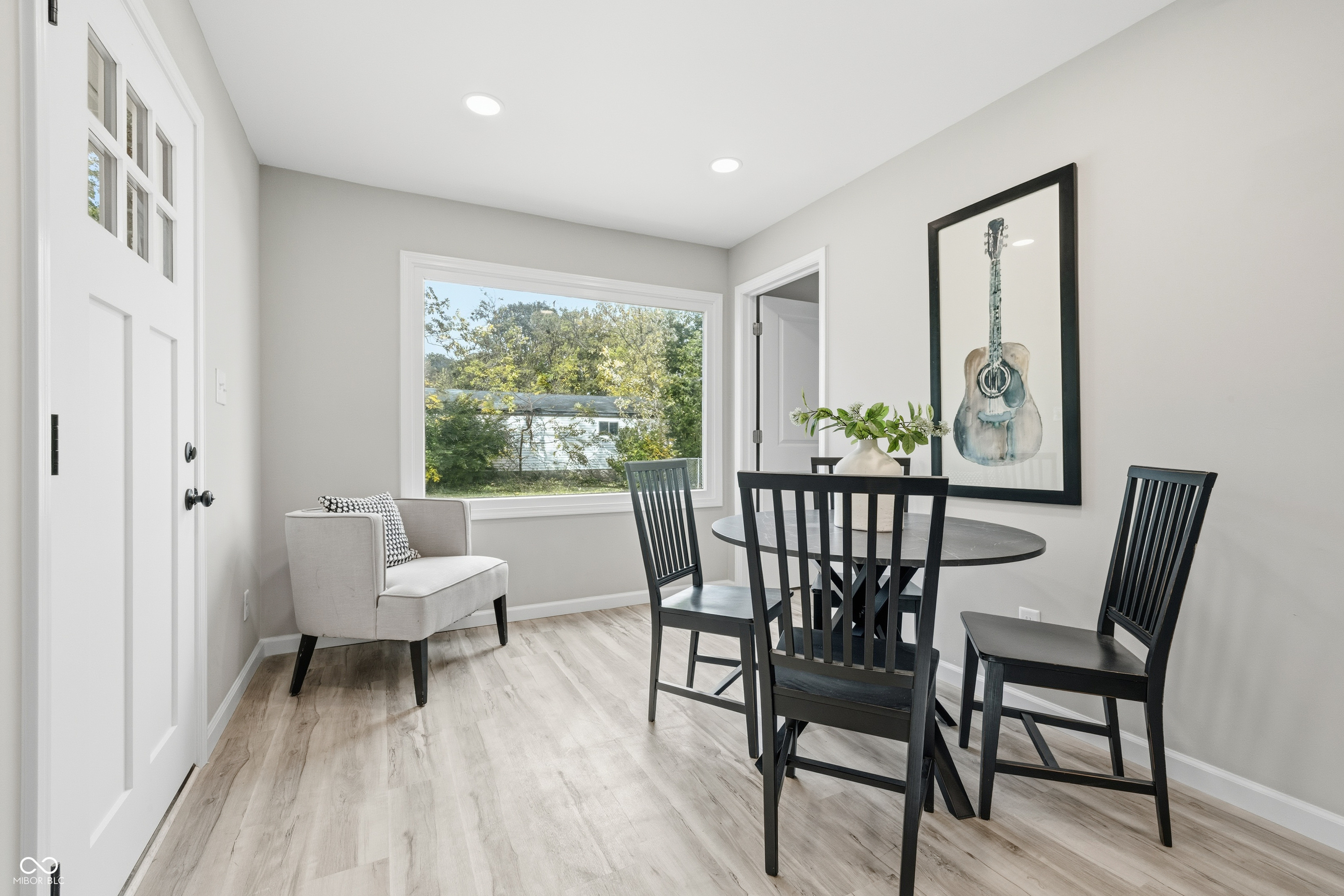 415 Belmar Avenue Indianapolis, IN 46219 - Photo 7 of 21