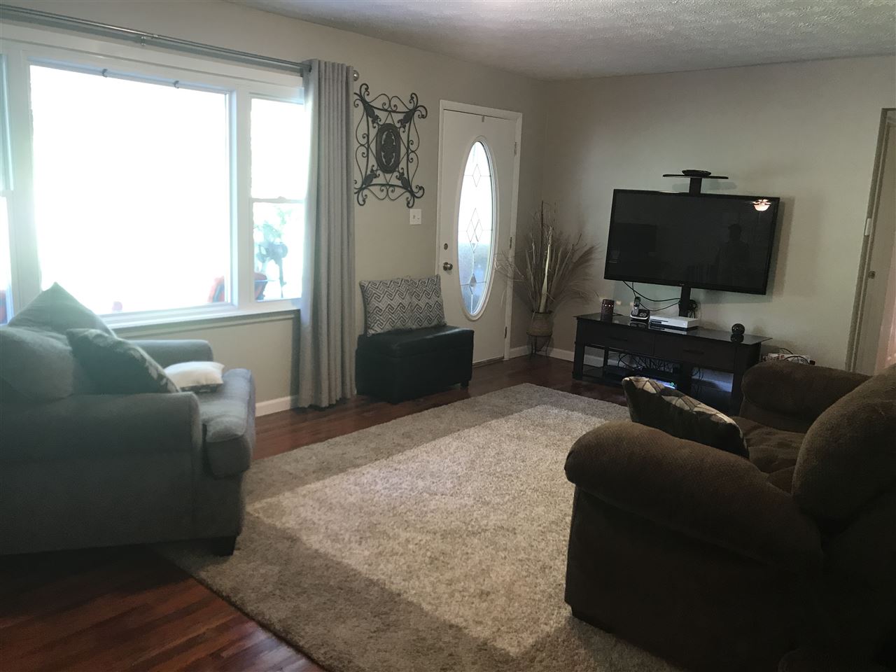 22589 East Lynn Road Wayne, WV 25570 - Photo 6 of 32 Gallery Image 6