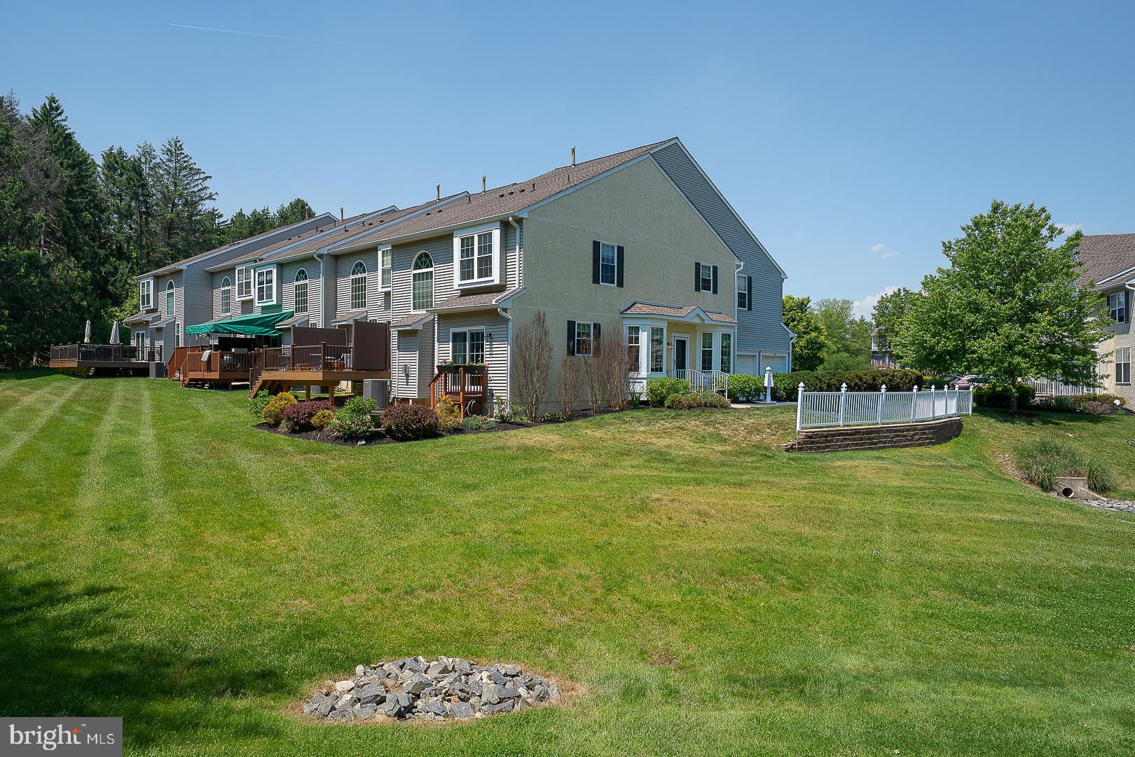3301 Maplevale Circle Newtown Square, PA 19073 - Photo 4 of 43
