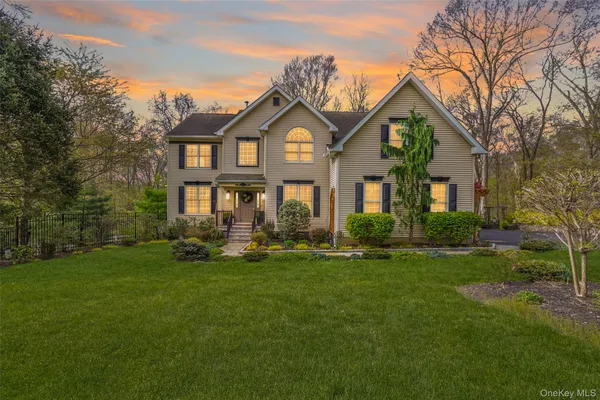$1,549,000 | 61 Hallocks Run, Somers, NY 10589