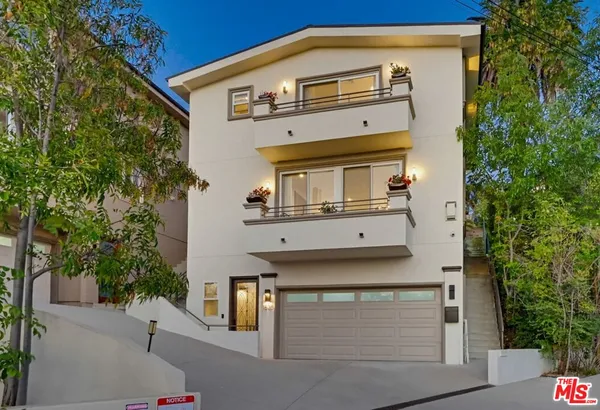 $1,395,000 | 1526 Parmer Avenue, Los Angeles, CA 90026