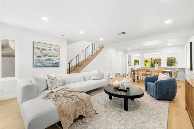 $995,000 | 6511 Círculo Dali, Anaheim Hills, CA 92807