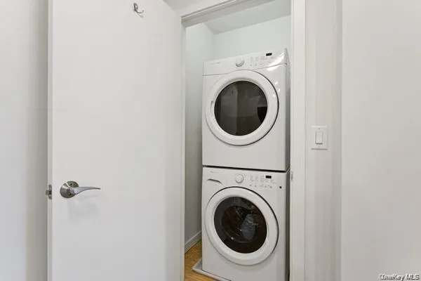$2,295 | 120 North Pearl Street, Unit 208, Port Chester, NY 10573
