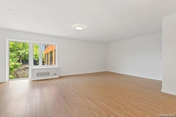 $2,295 | 120 North Pearl Street, Unit 208, Port Chester, NY 10573