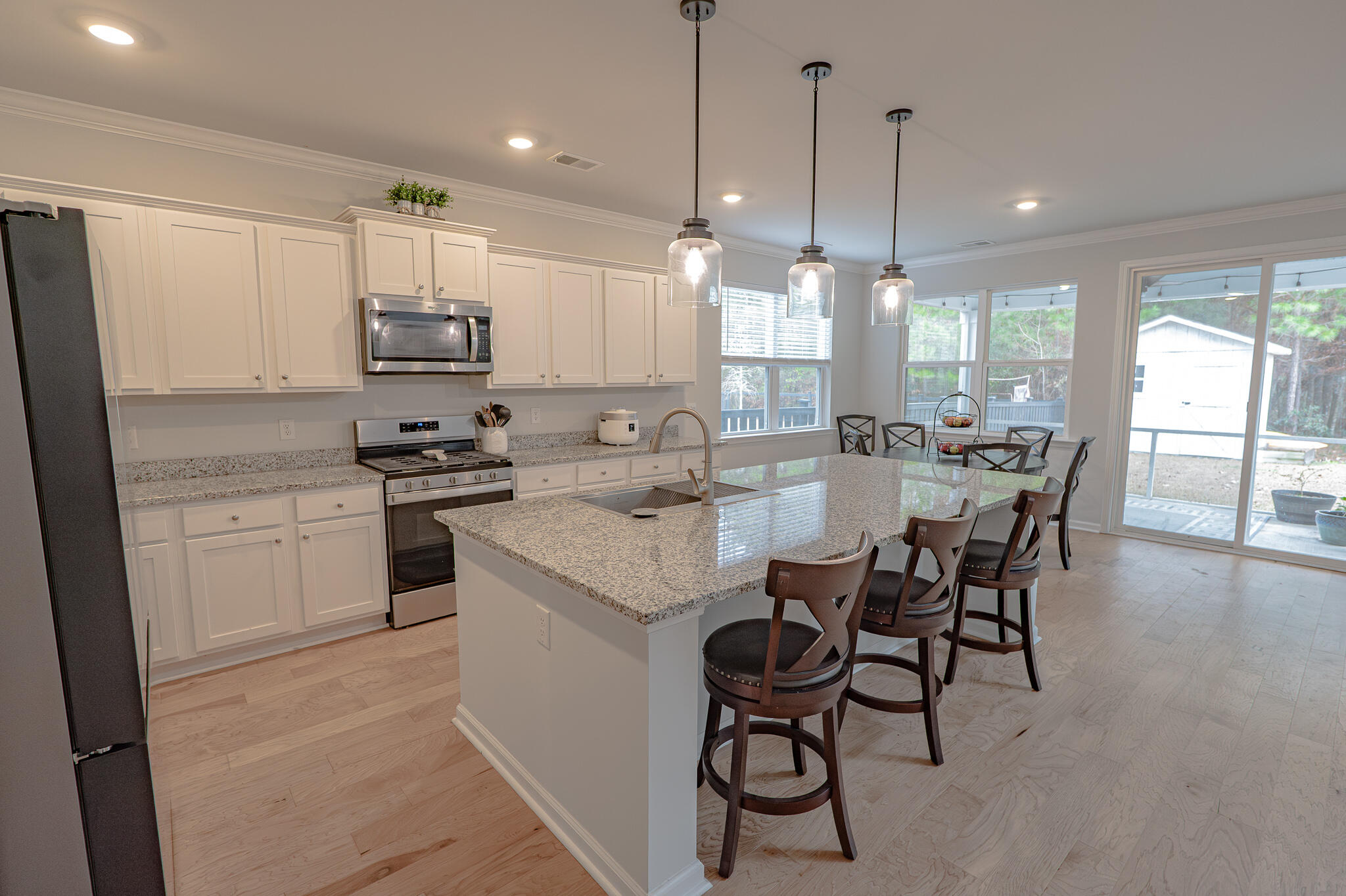 412 Oak View Way Summerville, SC 29483 - Photo 17 of 53 Oak_View-21