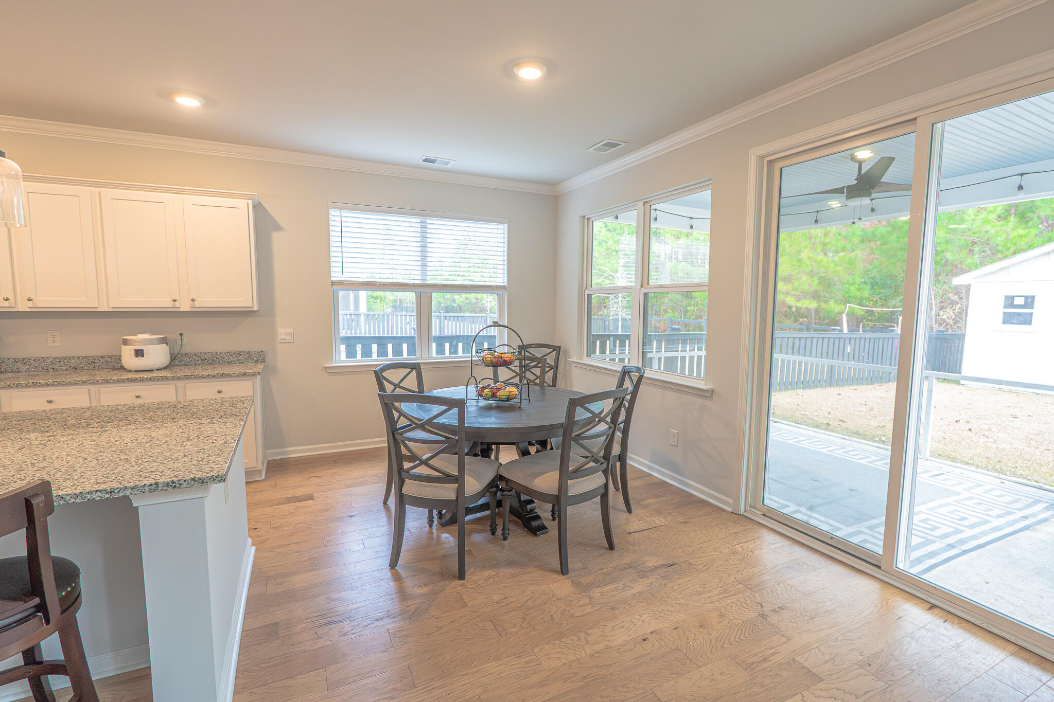 412 Oak View Way Summerville, SC 29483 - Photo 18 of 53 Oak_View-18