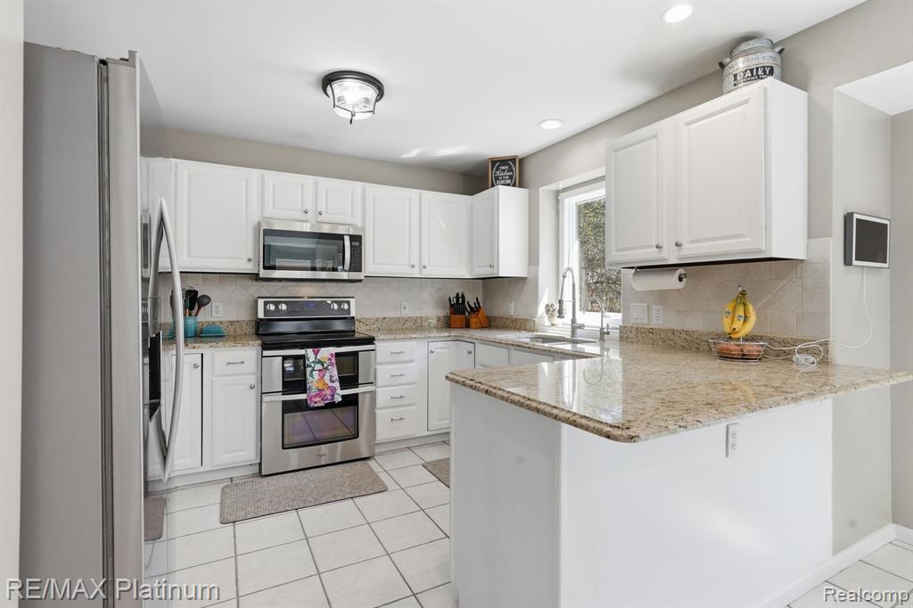 6513 East Ridge Court Brighton, MI 48116 - Photo 6 of 43