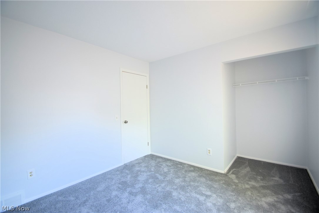 8564 Newcomb Drive Parma, OH 44129 - Photo 20 of 31
