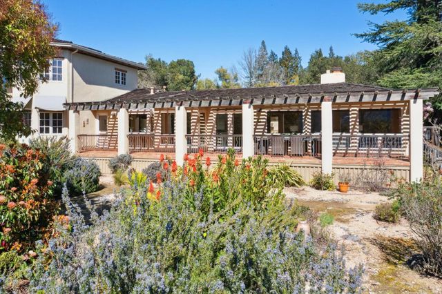 a view of outdoor space yard and patio