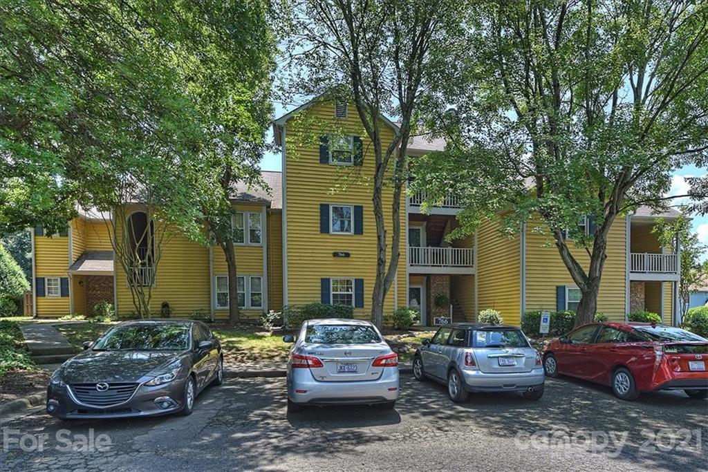766 Marsh Road, Unit 7 Charlotte, NC 28209 - Photo 2 of 28 Gallery Image 2