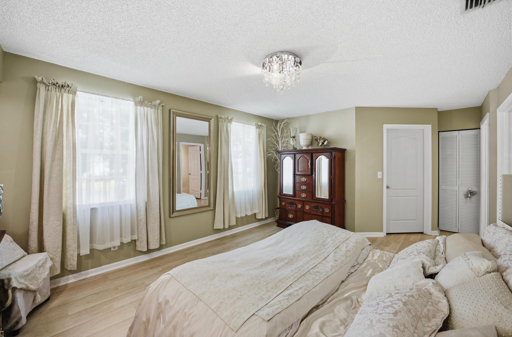 9172 Boca Gardens Parkway, Unit B Boca Raton, FL 33496 - Photo 22 of 54 Natural Light