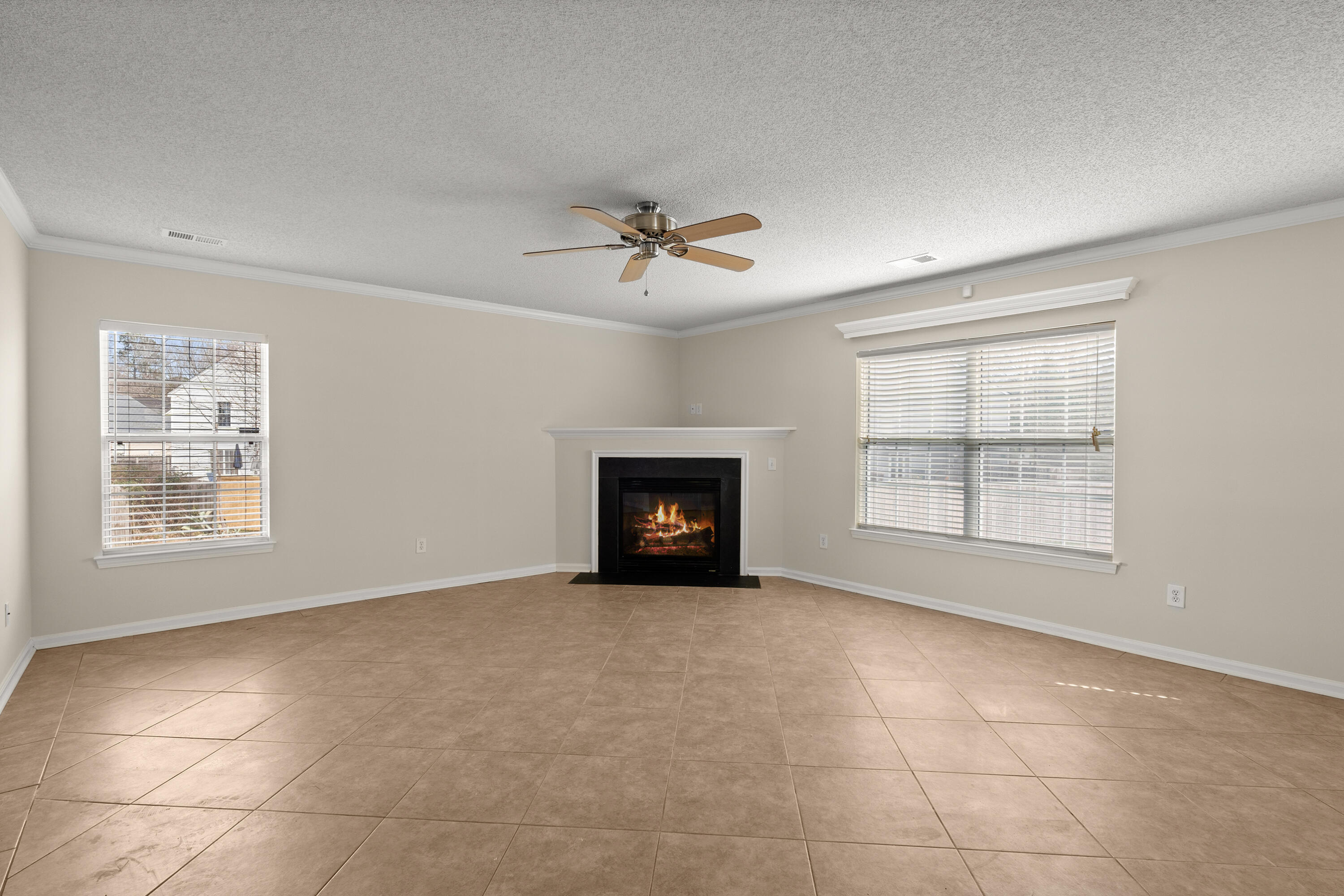 709 State Rd S-8-977 Moncks Corner, SC 29461 - Photo 11 of 35 11