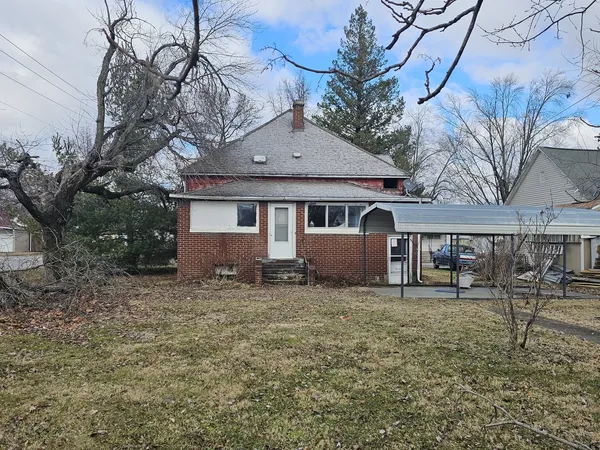 $19,900 | 402 East Lindell Street, West Frankfort, IL 62896